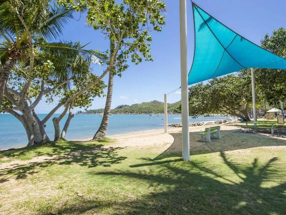 Apartment Sails 9 Beachfront Getaway Horseshoe Bay