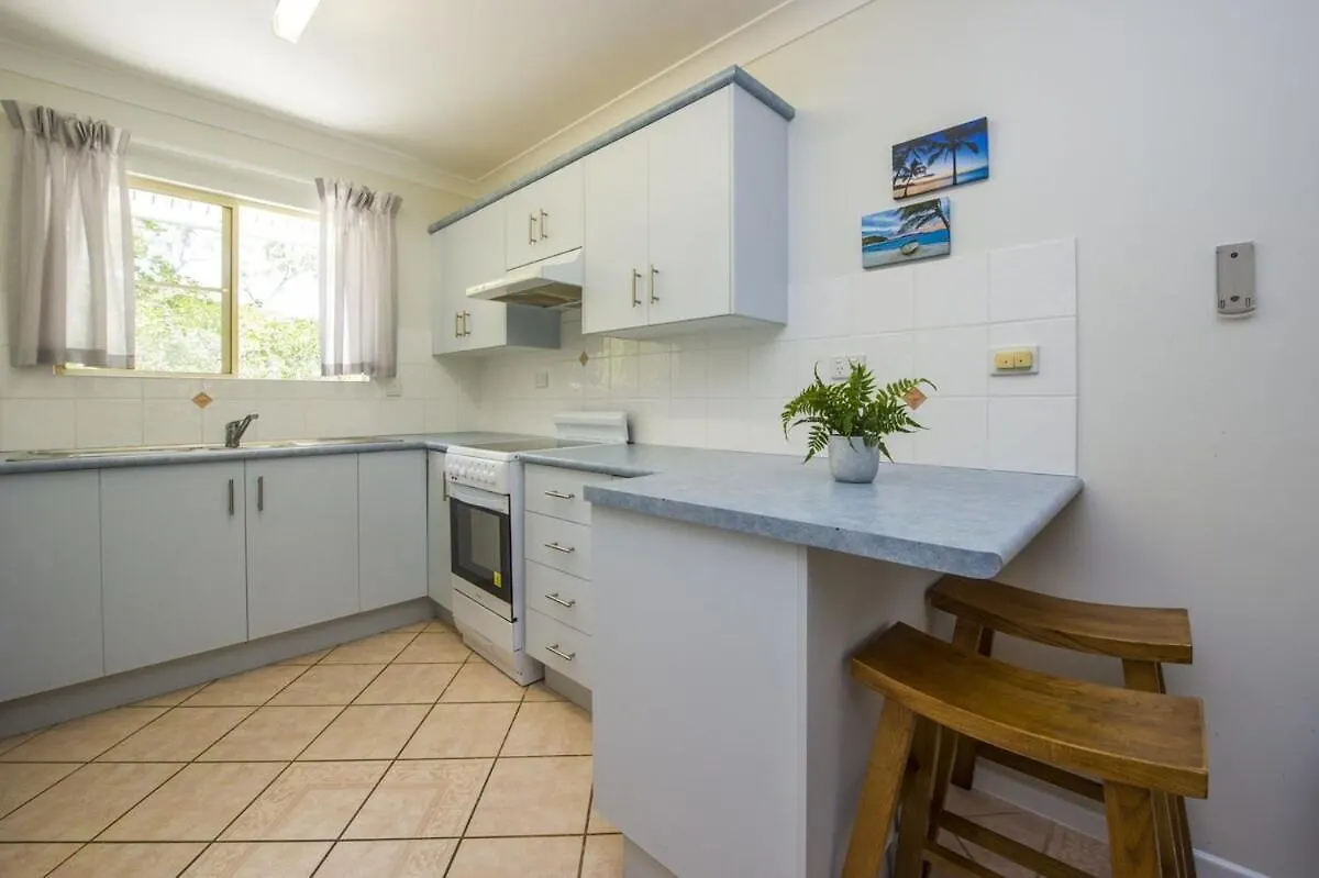 Sails 9 Beachfront Getaway Horseshoe Bay Australia