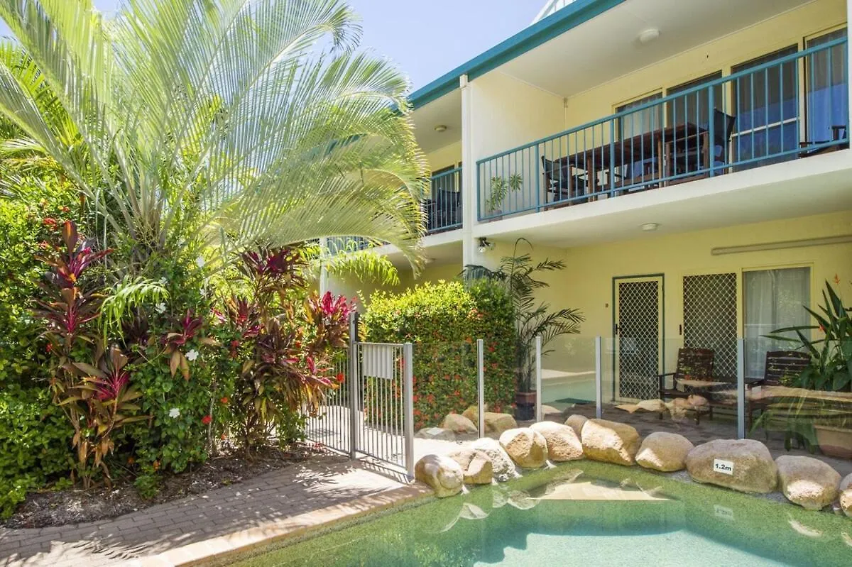 Sails 9 Beachfront Getaway Horseshoe Bay Australia